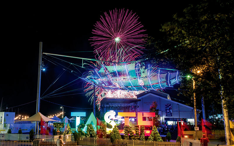 New Year's Eve fireworks at the Taste of Tasmania