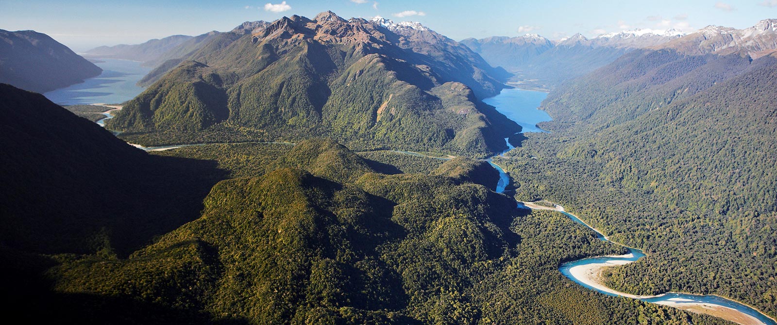 Hollyford Track New Zealand - Hollyford Valley and Lake McKerrow